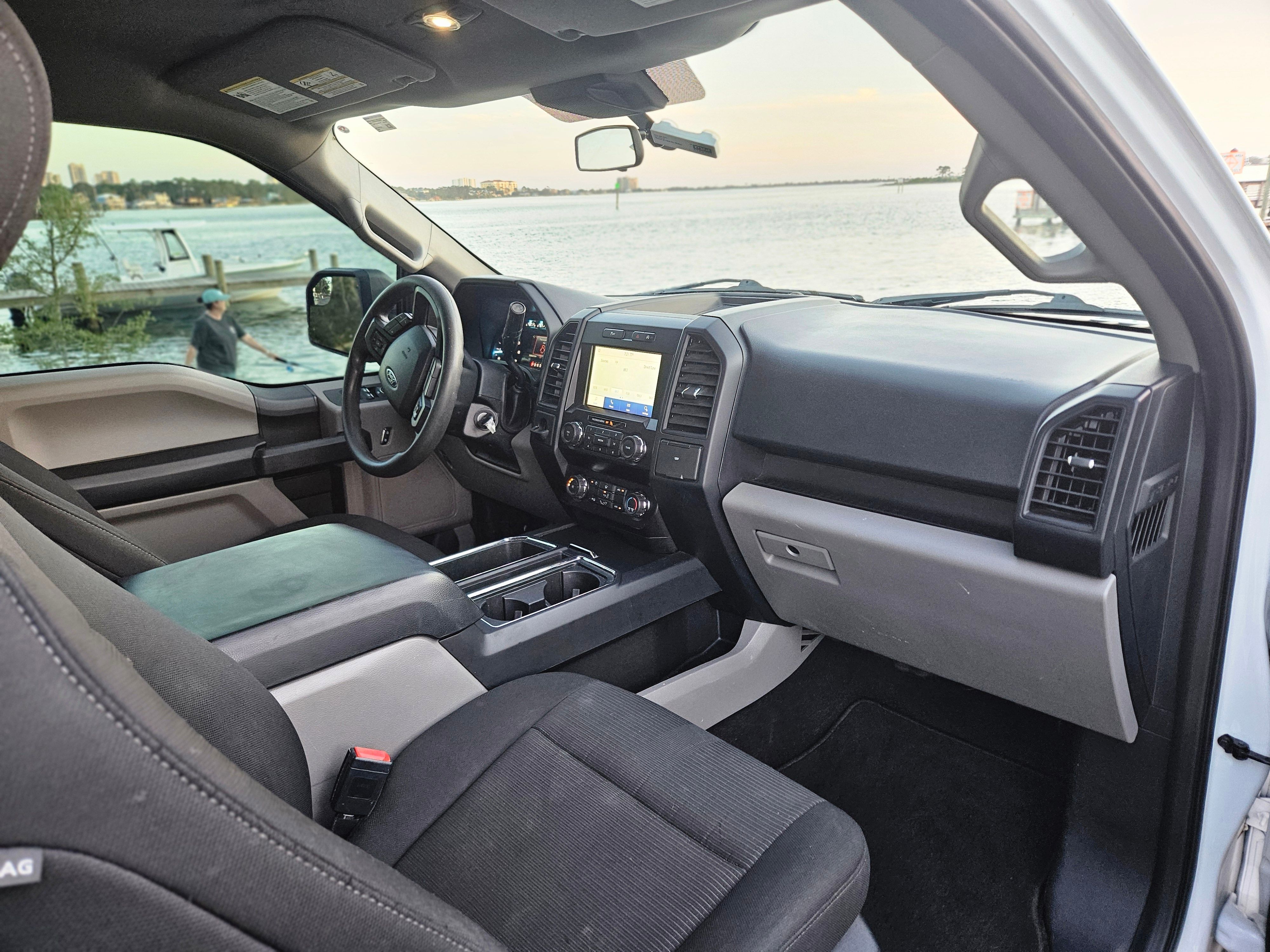 Used 2020 Ford F150 XL w/ Equipment Group 101A Mid RWD image 4
