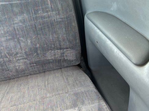 Used 1997 Dodge Ram 1500 Truck 4x4 Club Cab image 6
