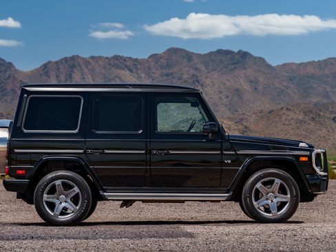 Used 2016 Mercedes-Benz G 550 image 6