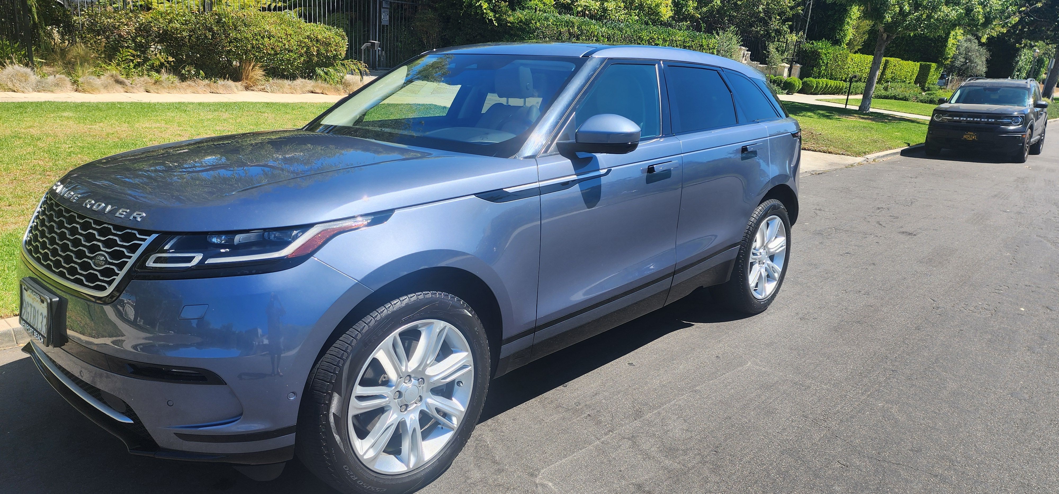 Used 2021 Land Rover Range Rover Velar S AWD/4WD image 2