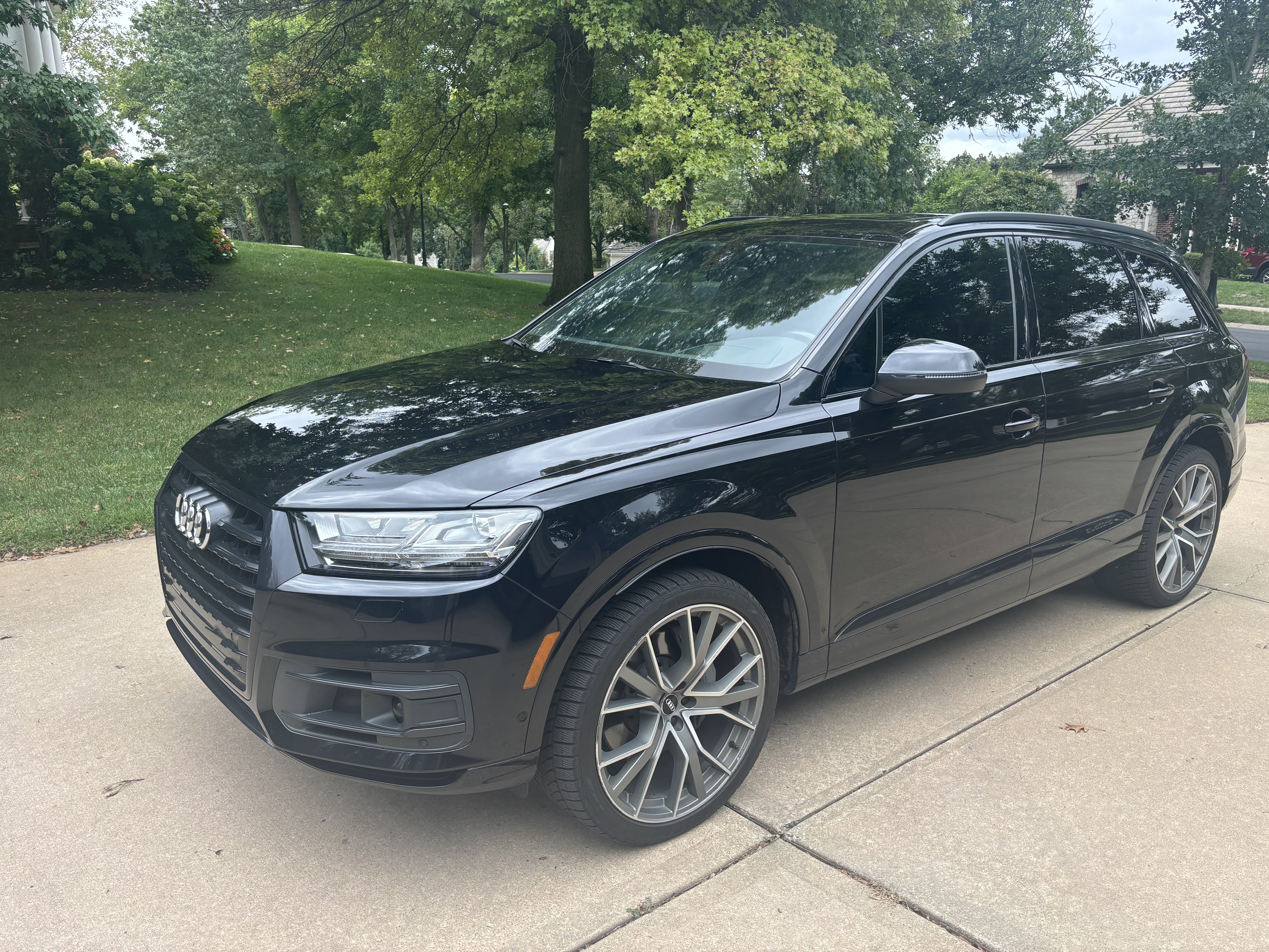 Used 2019 Audi Q7 3.0T Prestige AWD/4WD image 1