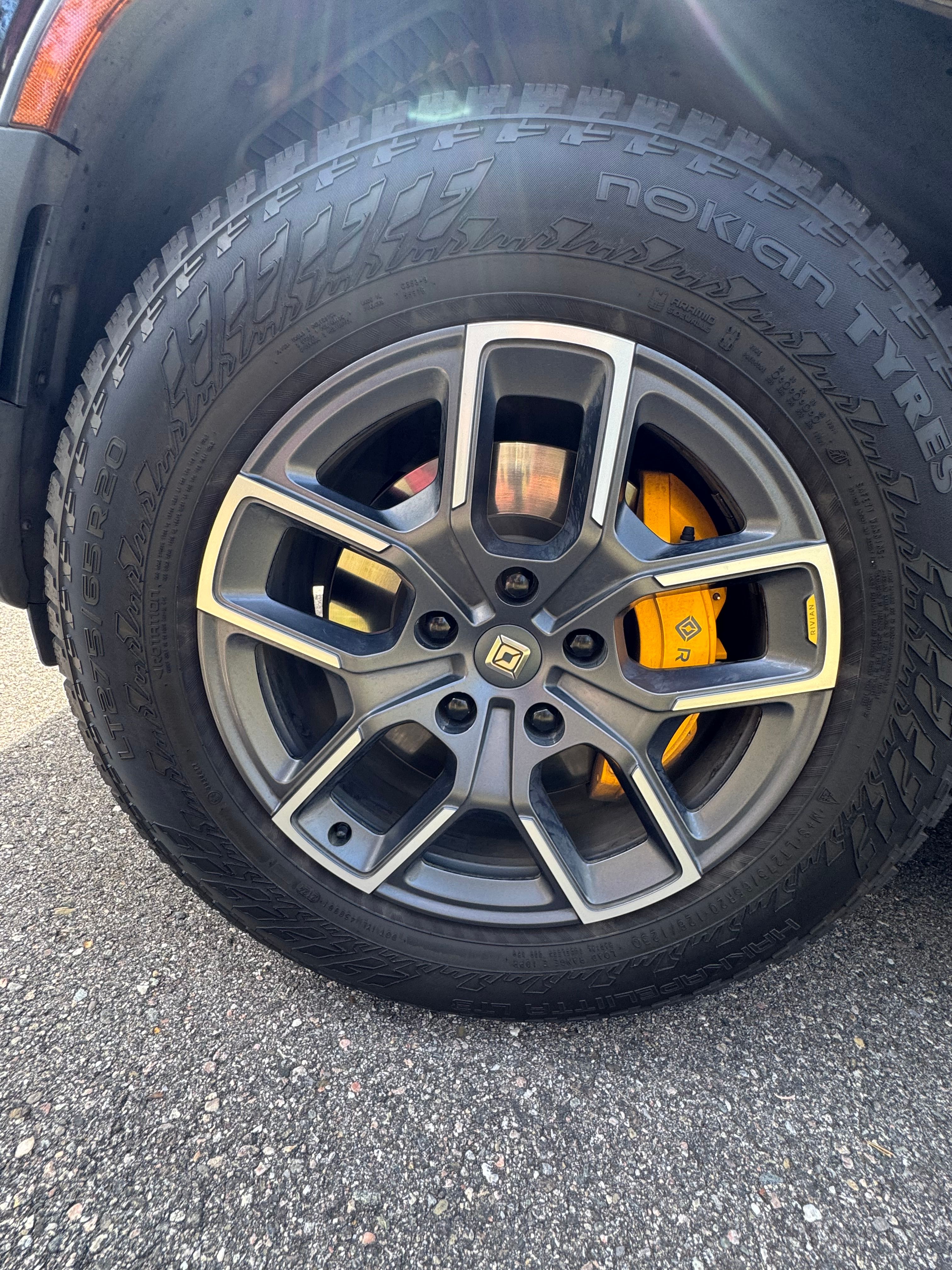 Used 2023 Rivian R1S Adventure Quad AWD/4WD image 13