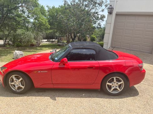 Used 2001 Honda S2000 image 1