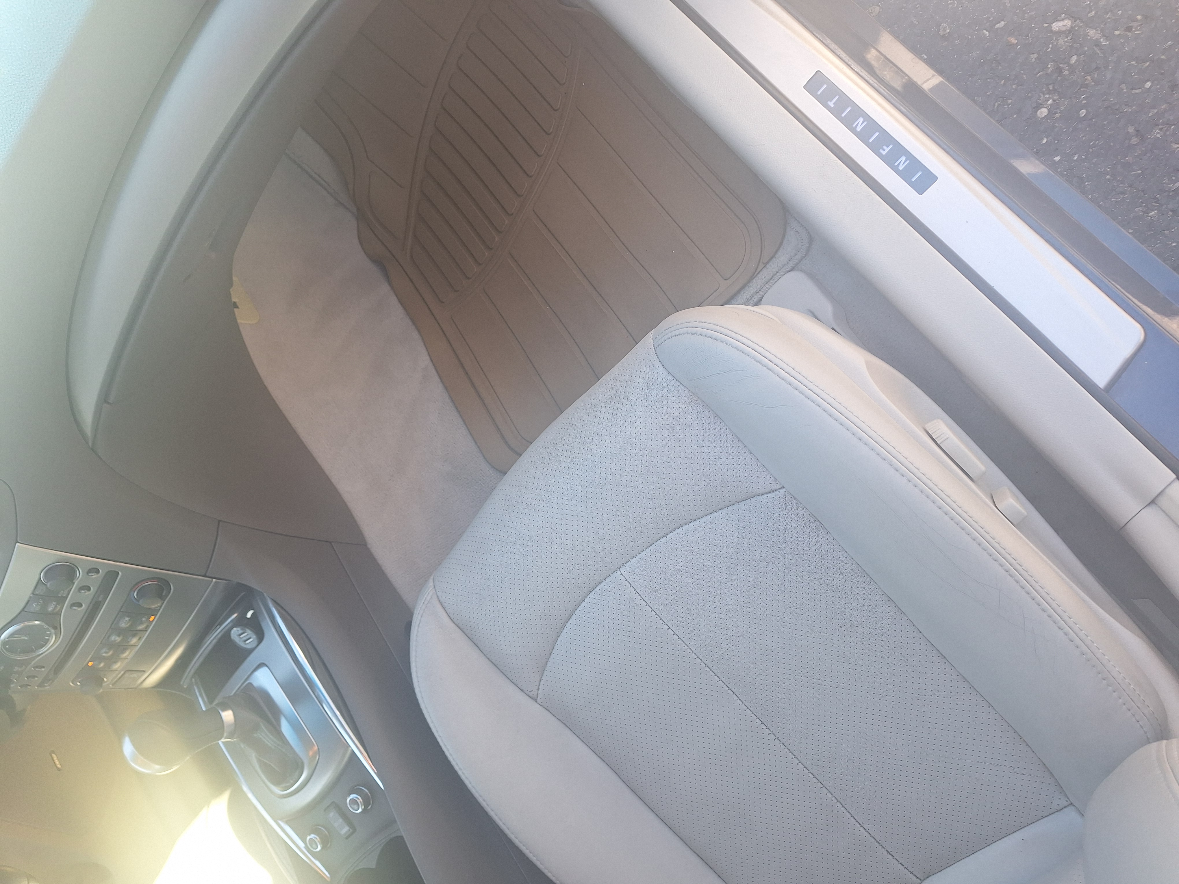 Used 2013 INFINITI G37 x Sedan w/ Premium Pkg AWD/4WD image 8