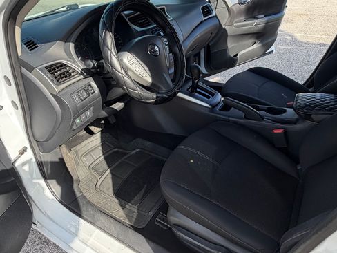 Used 2017 Nissan Sentra S FWD image 12