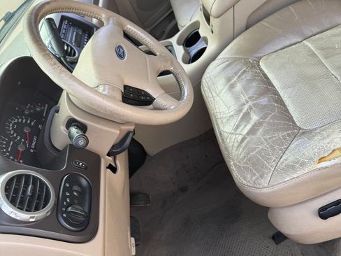 Used 2003 Ford Expedition Eddie Bauer image 9