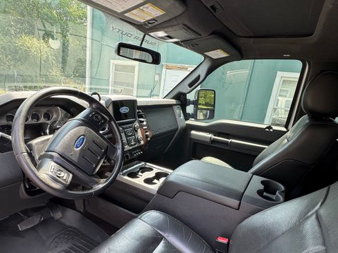 Used 2016 Ford F350 Lariat w/ Lariat Ultimate Package AWD/4WD image 6