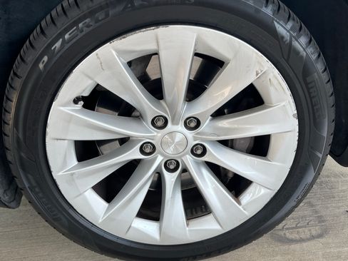Used 2012 Tesla Model S Signature Performance RWD image 18
