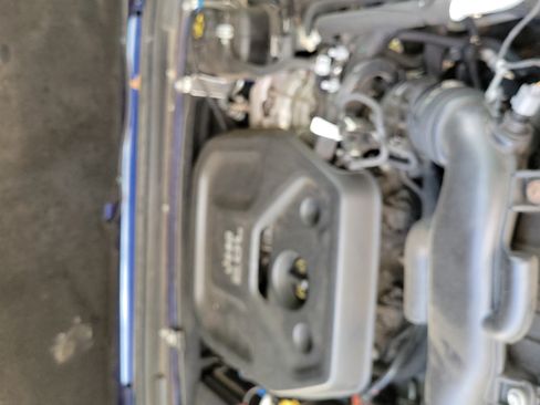 Used 2019 Jeep Wrangler Unlimited Sahara image 11