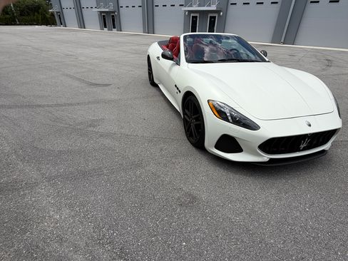 Used 2019 Maserati GranTurismo Sport RWD image 13