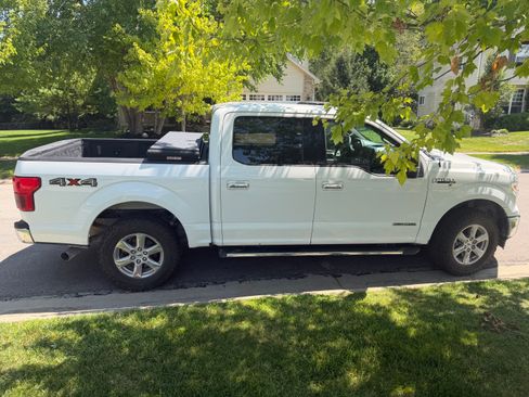 Used 2019 Ford F150 XLT w/ Equipment Group 302A Luxury AWD/4WD image 10