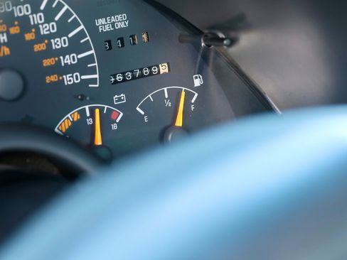 Used 1996 Pontiac Firebird Trans Am RWD image 6