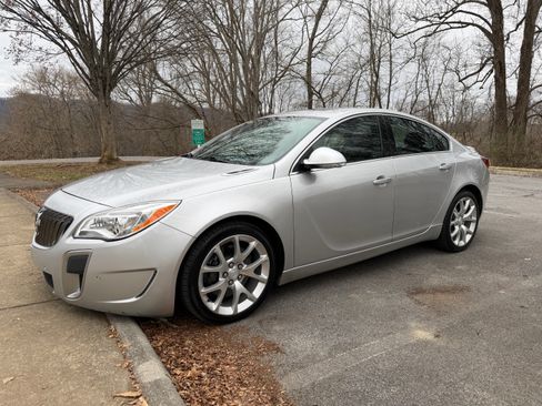 Used 2017 Buick Regal GS w/ Driver Confidence Package #1 image 2