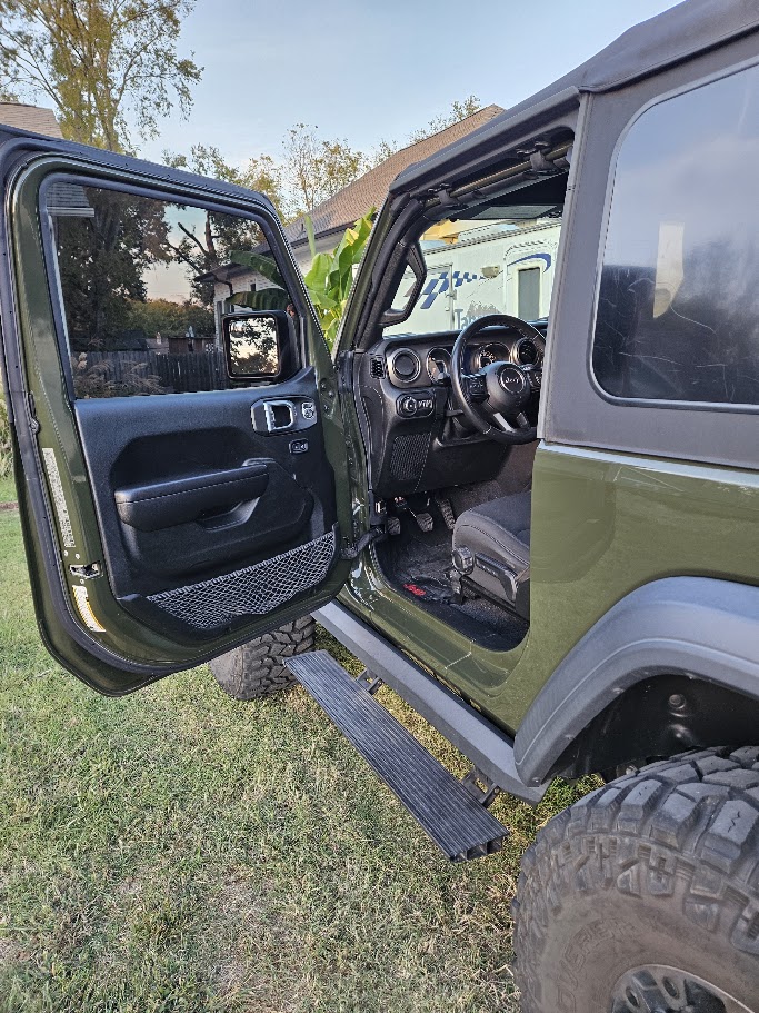 Used 2021 Jeep Wrangler Sport AWD/4WD image 10