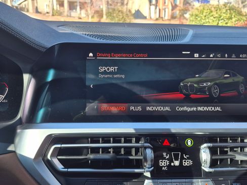 Used 2023 BMW M440i Coupe w/ Premium Package image 17