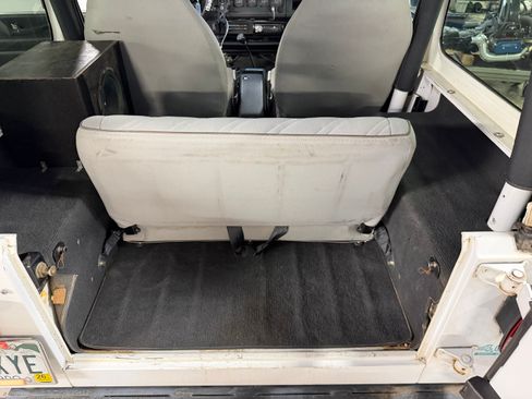 Used 1994 Jeep Wrangler SE AWD/4WD image 35
