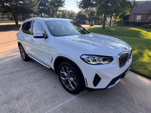 Used 2024 BMW X3 xDrive30i w/ Premium Package w/ZPA image 2
