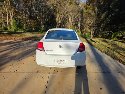 Used 2012 Honda Accord LX-S image 2