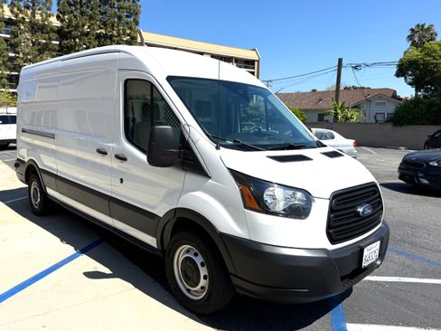Used 2019 Ford Transit 250 148 Medium Roof image 2