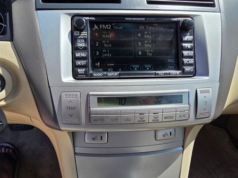 Used 2008 Toyota Solara SLE image 19