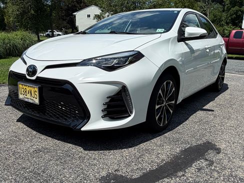Used 2018 Toyota Corolla SE w/ Body Protection Package FWD image 1