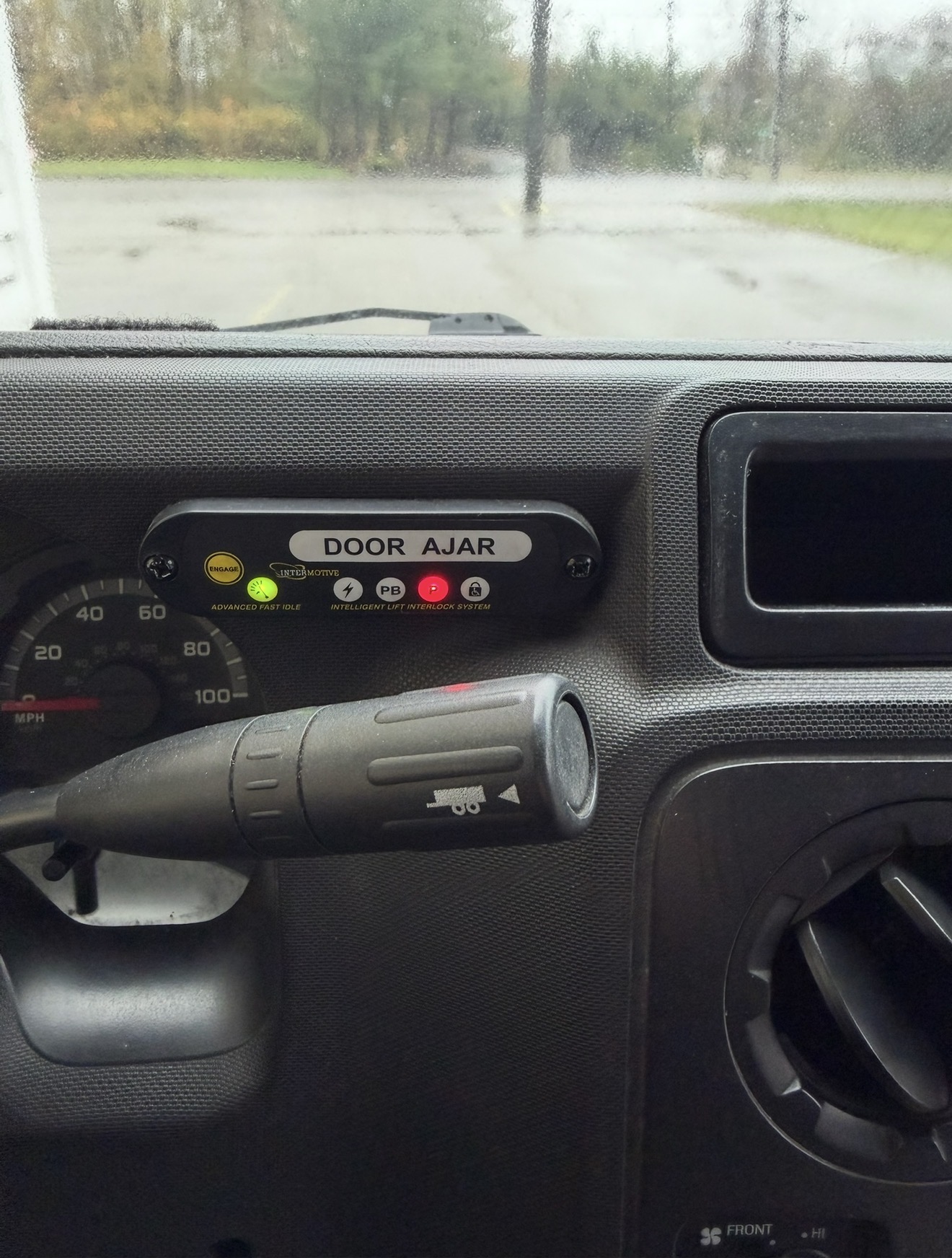 Used 2016 Ford E-450 and Econoline 450 Super Duty w/ Shuttle Bus Prep Package RWD image 18