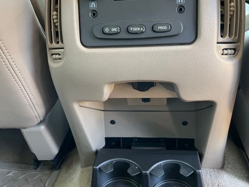 Used 2007 GMC Sierra 2500 SLT w/ Onstar Plus Package AWD/4WD image 21