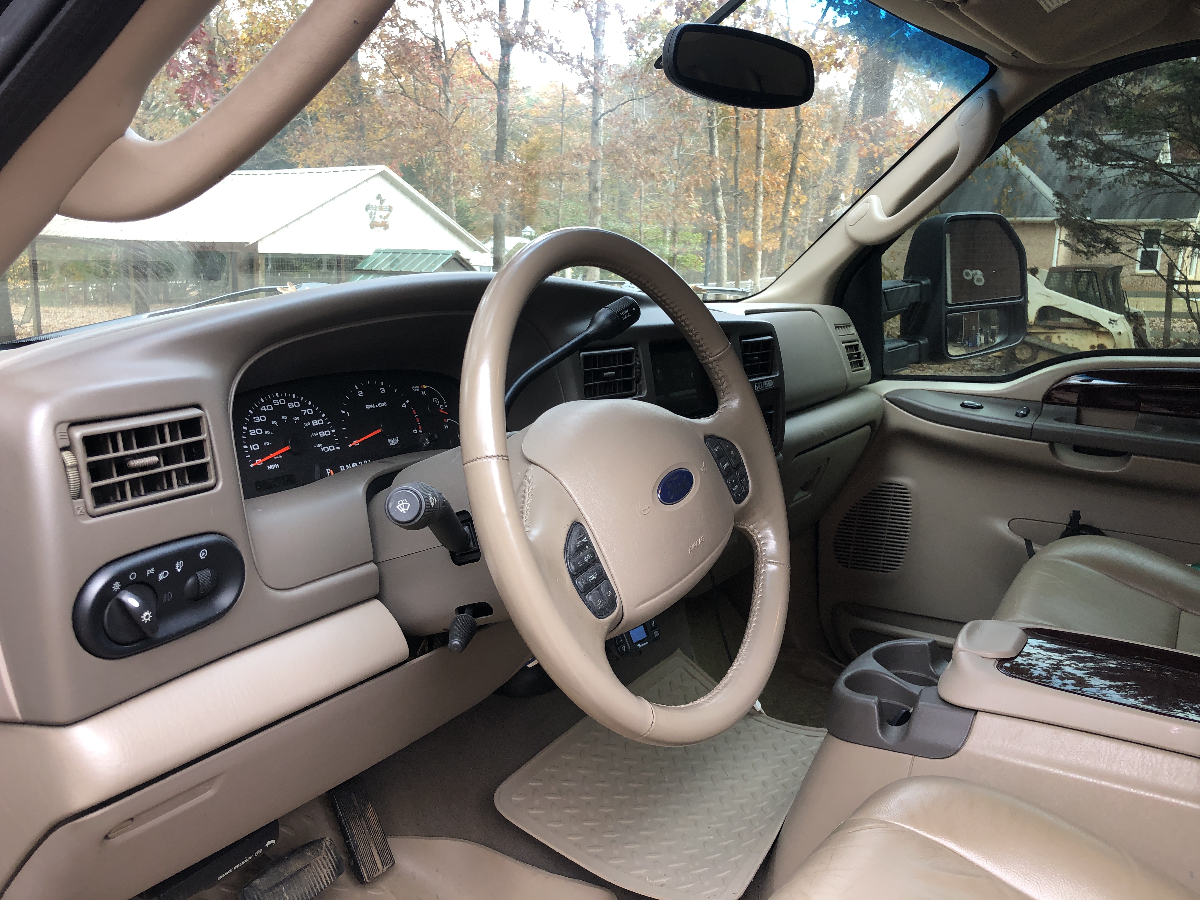 Used 2004 Ford Excursion Limited AWD/4WD image 17