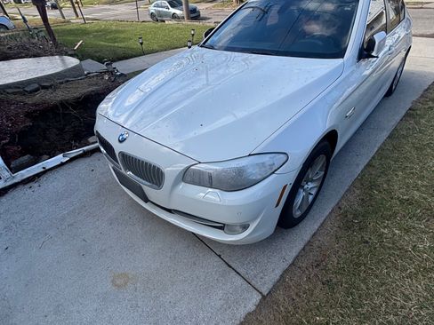 Used 2012 BMW 528i xDrive Sedan image 2