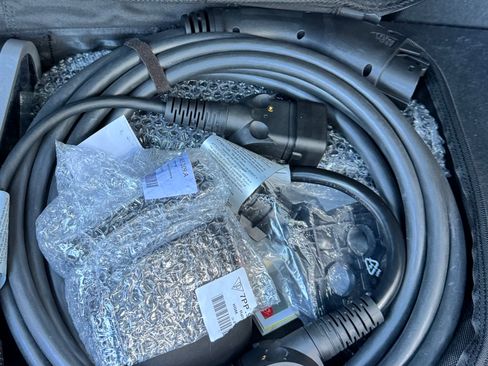 Used 2021 Porsche Cayenne E-Hybrid AWD/4WD image 28