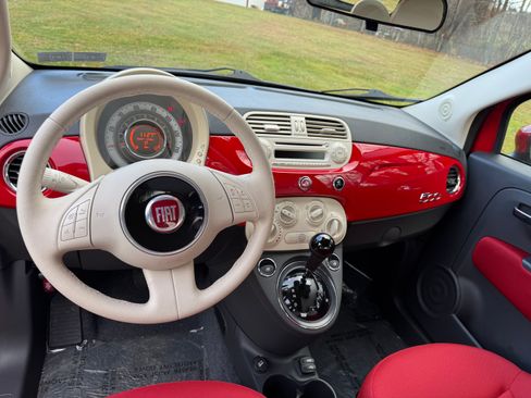 Used 2015 FIAT 500 Pop image 7