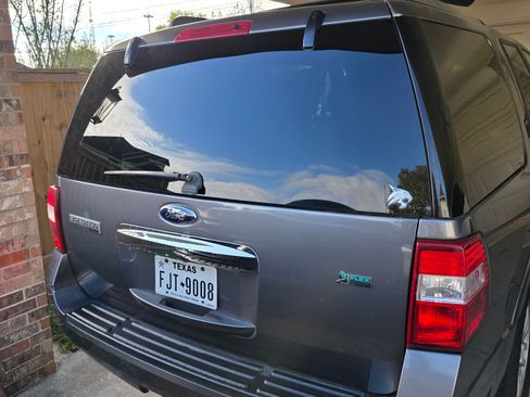 Used 2014 Ford Expedition Limited w/ Equipment Group 301A image 2