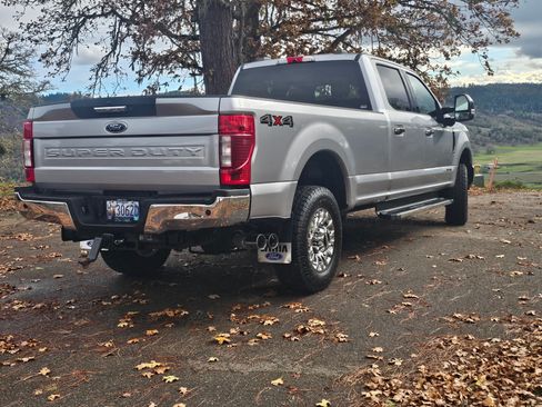 Used 2021 Ford F250 XLT w/ XLT Premium Package image 5