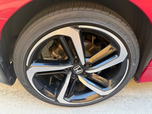 Used 2020 Honda Accord Sport image 12