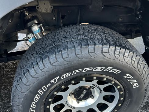 Used 2010 Toyota Tundra 2WD Double Cab image 28
