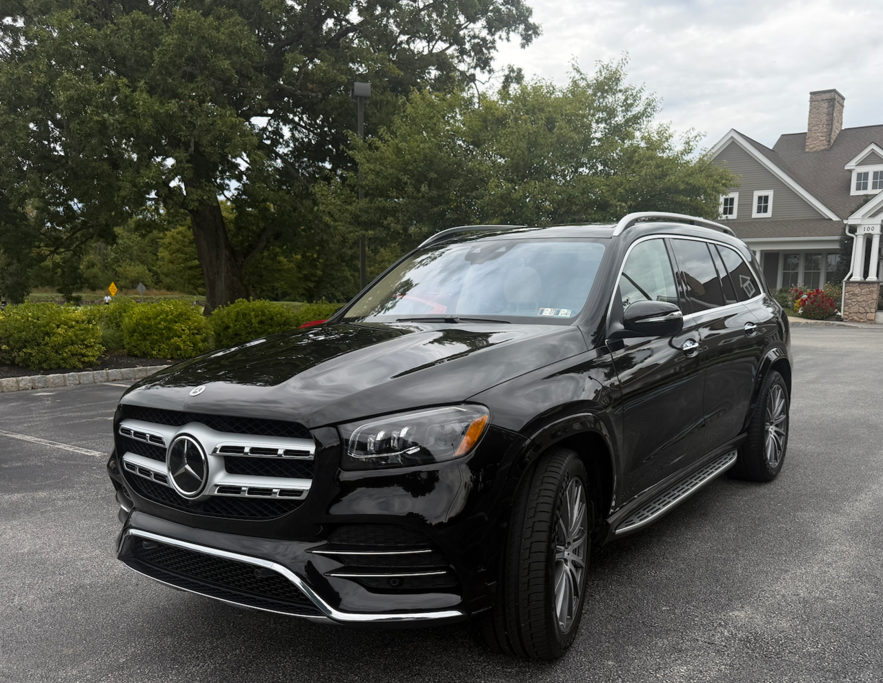 Used 2023 Mercedes-Benz GLS 450 4MATIC image 1