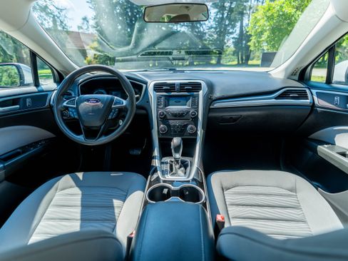 Used 2016 Ford Fusion S image 15