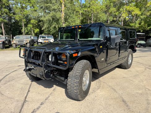 Used 2003 HUMMER H1 Wagon 4D image 4