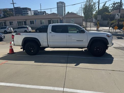 Used 2023 Toyota Tacoma SR5 image 4