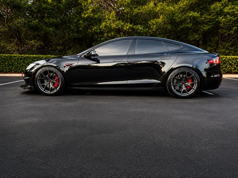 Used 2018 Tesla Model S 75D AWD/4WD image 2