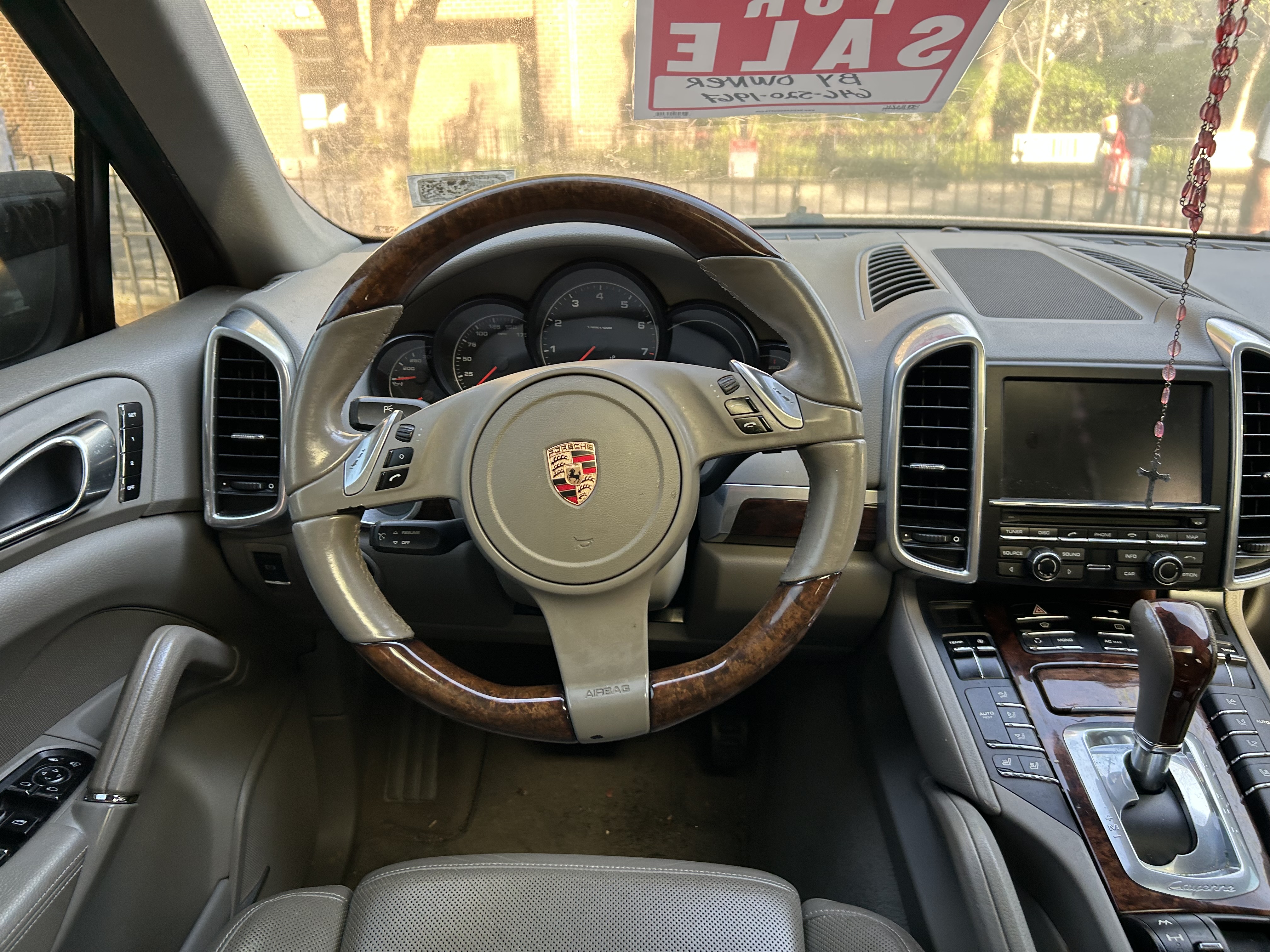 Used 2011 Porsche Cayenne AWD/4WD image 9