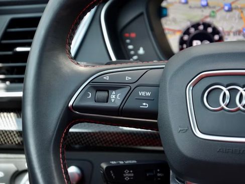 Used 2018 Audi SQ5 Premium Plus w/ Navigation Package AWD/4WD image 6