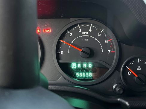 Used 2007 Jeep Wrangler X image 12