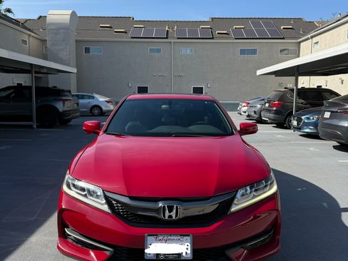 Used 2017 Honda Accord EX-L image 2