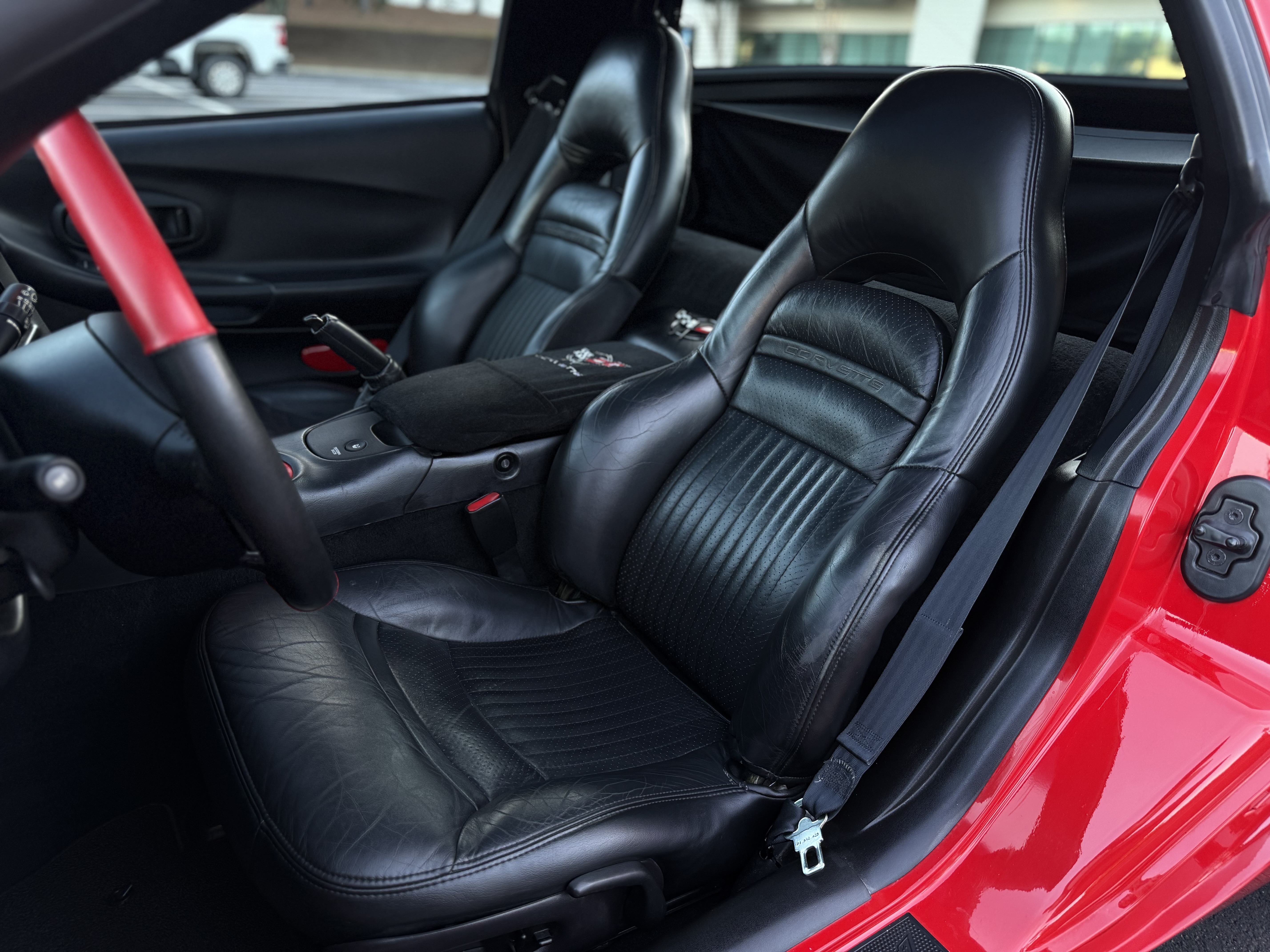 Used 1999 Chevrolet Corvette Coupe w/ Performance Handling Pkg RWD image 15