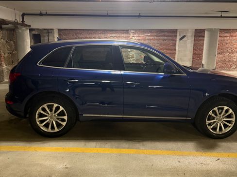 Used 2016 Audi Q5 2.0T Premium Plus w/ Technology Package AWD/4WD image 12