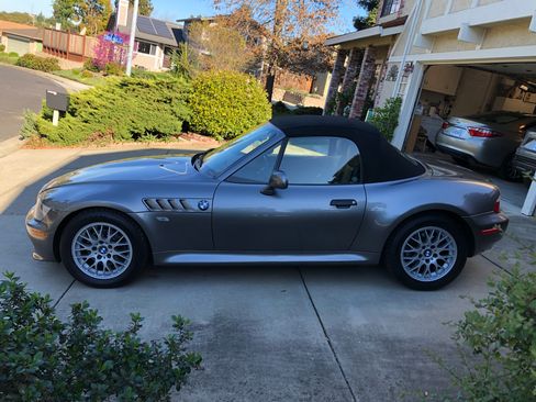 Used 2001 BMW Z3 2.5i RWD image 6
