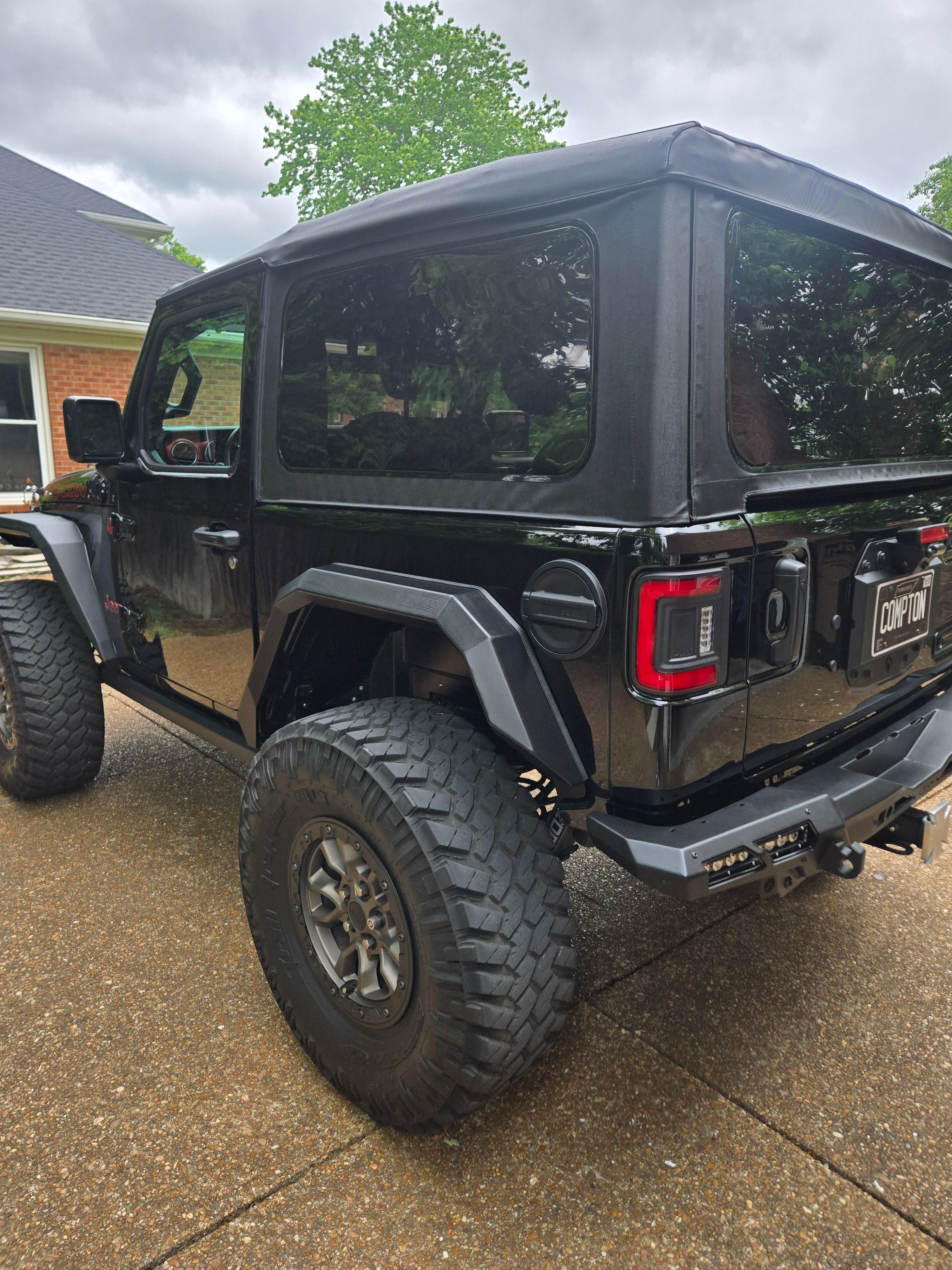 Used 2022 Jeep Wrangler Rubicon w/ Cold Weather Group AWD/4WD image 6