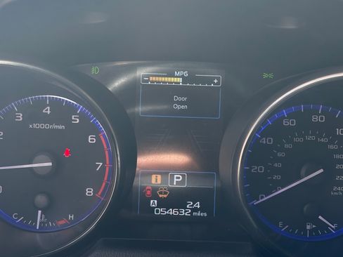 Used 2017 Subaru Outback 2.5i Touring image 12