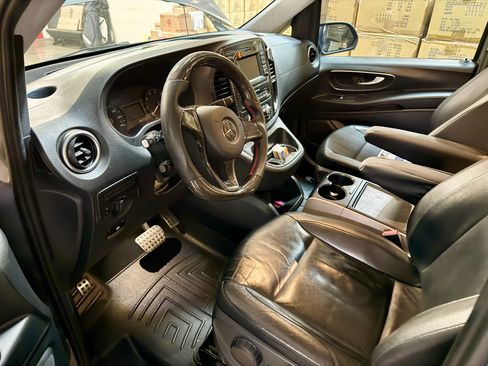 Used 2016 Mercedes-Benz Metris Passenger image 16